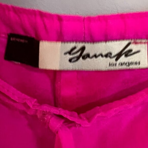 Yana K Los Angeles Bright Pink 100% Silk Shorts With Pockets - Picture 5 of 5
